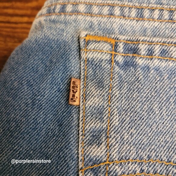 Vtg Levi's Jeans 48x30 Measures 46x30 Relaxed 540 Orange Tab Medium Light Wash